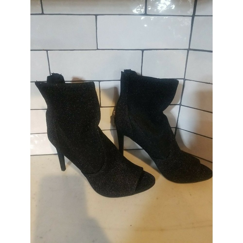 G By GUESS Black Multi Fabric GG Bex Bootie Peep Toe Boots Stiletto High Heel 9